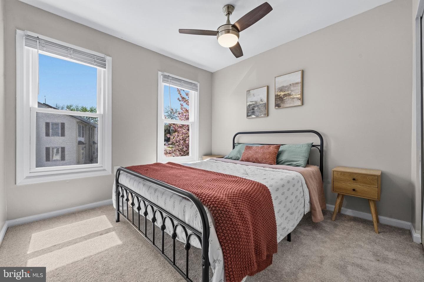 14206 Royal Oak Lane photo 21