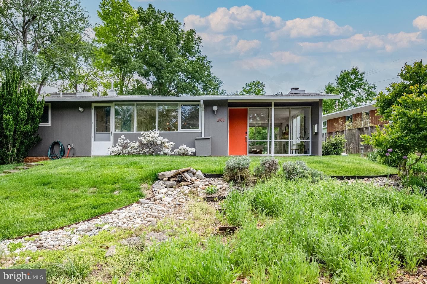 2103 Marthas Road photo 2