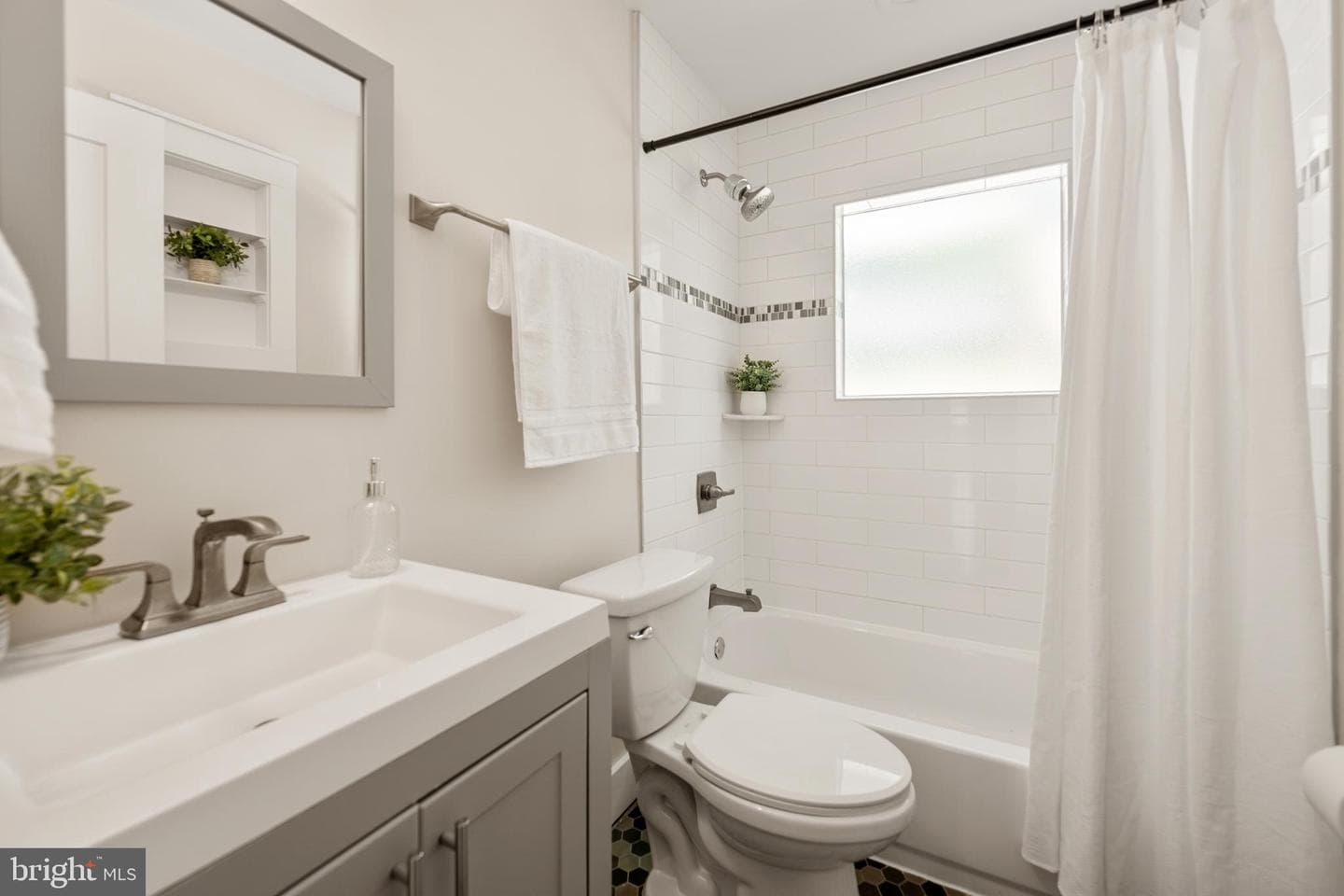 2908 Farmington Drive photo 19