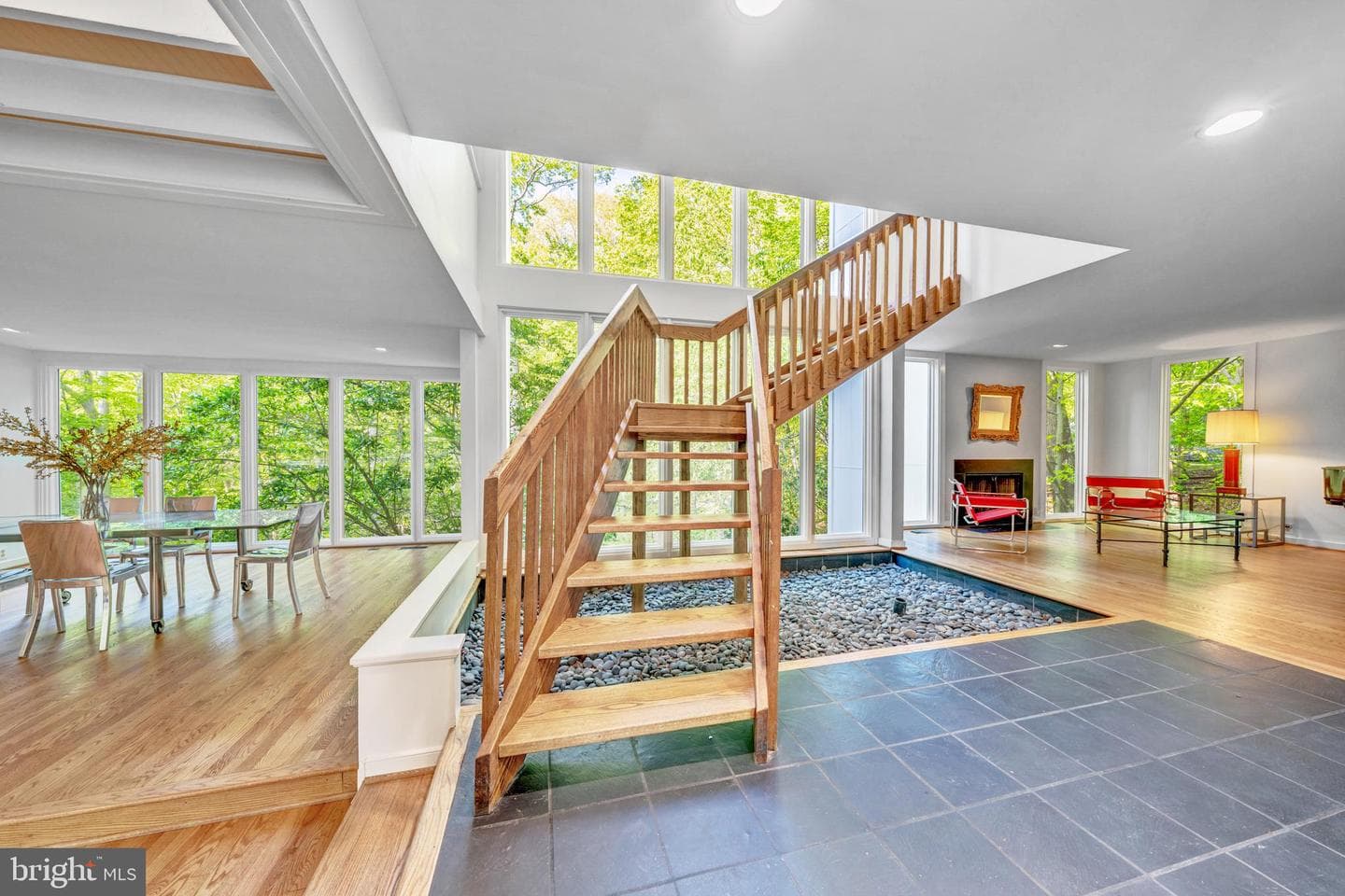 125 Eagles Mere Road photo 10