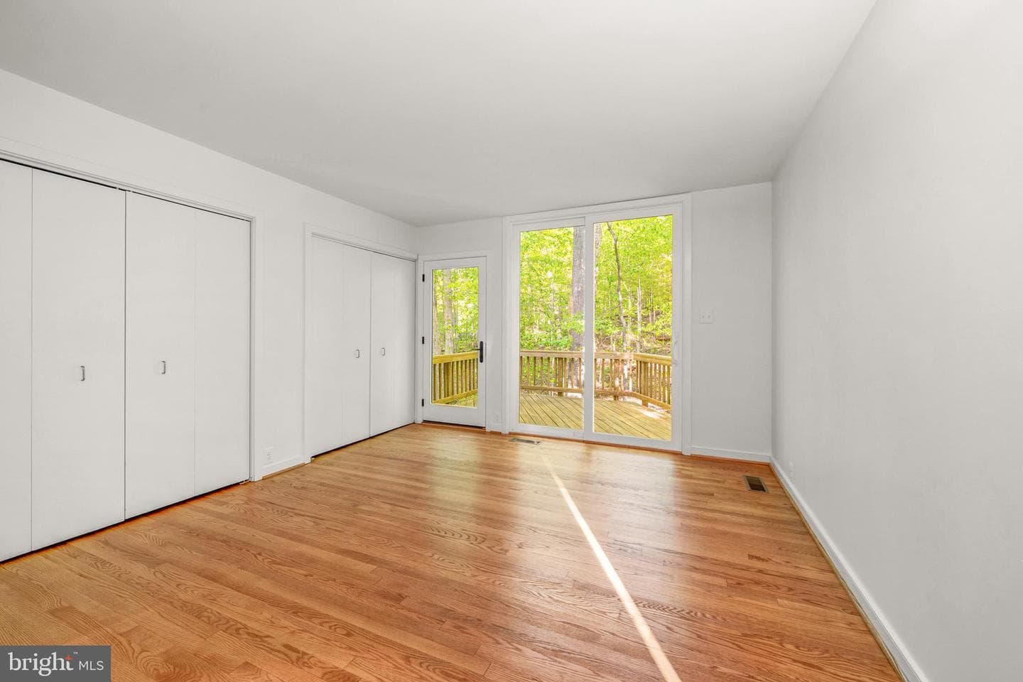 125 Eagles Mere Road photo 25