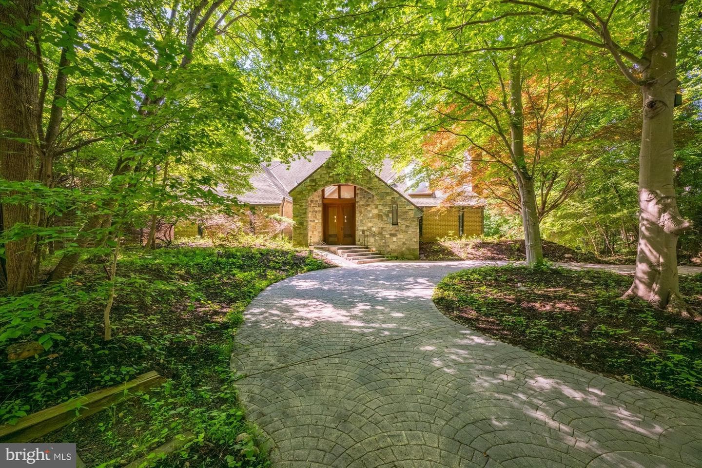7575 Potomac Falls Road, Mclean