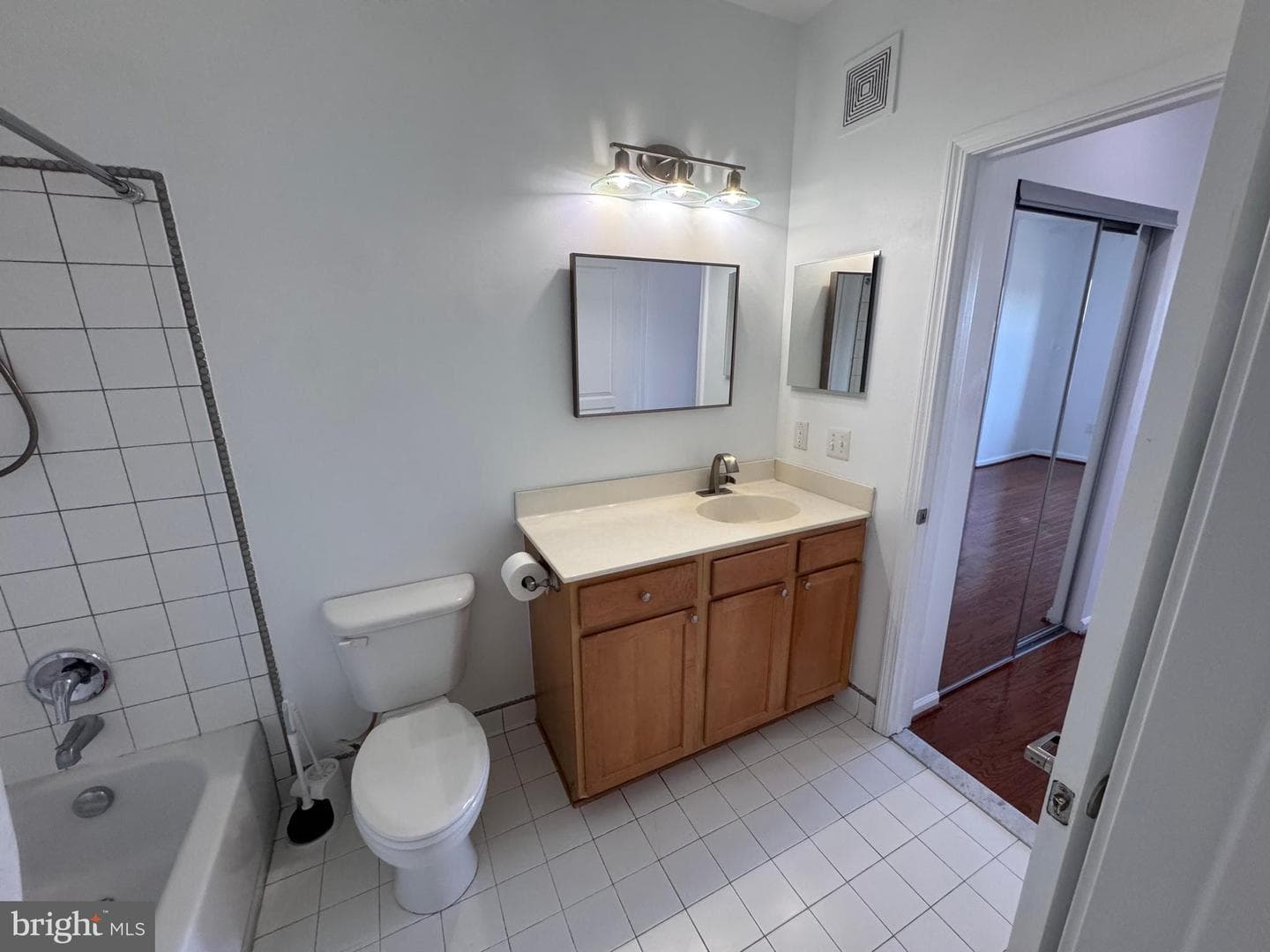 12000 Market Street #361 photo 28