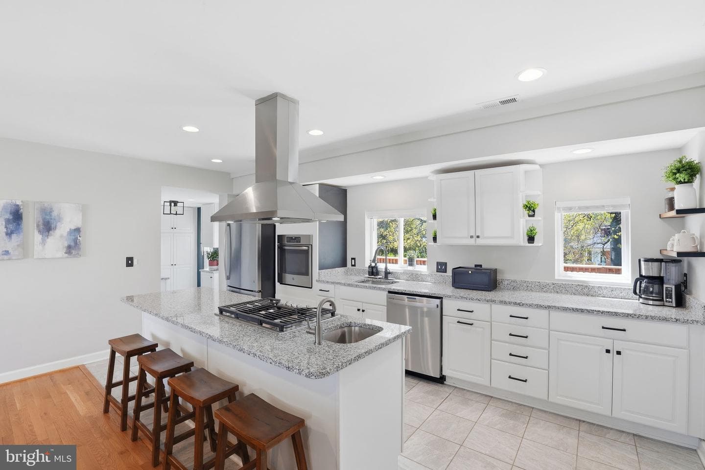 2209 Rollins Drive photo 12