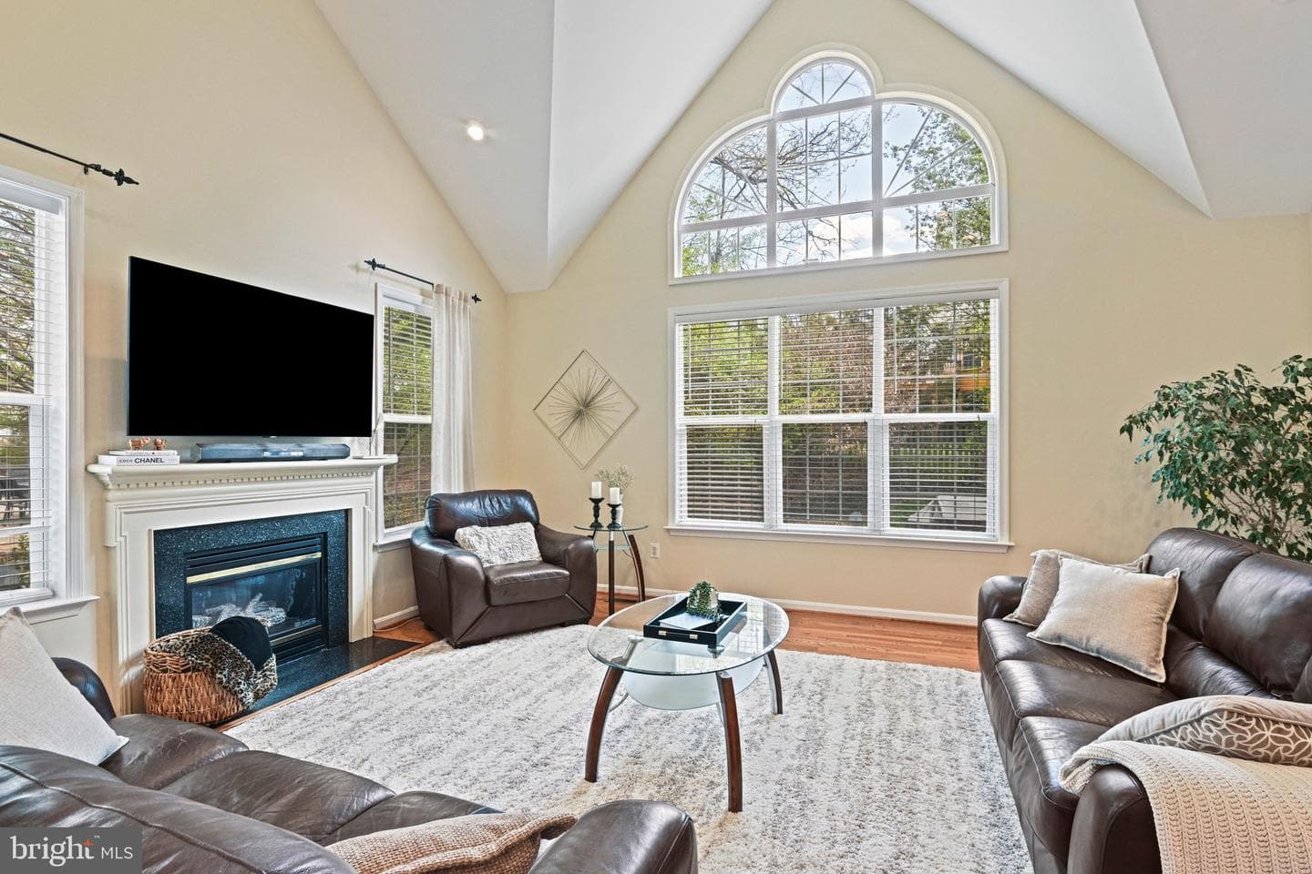 1302 Monroe Street photo 5