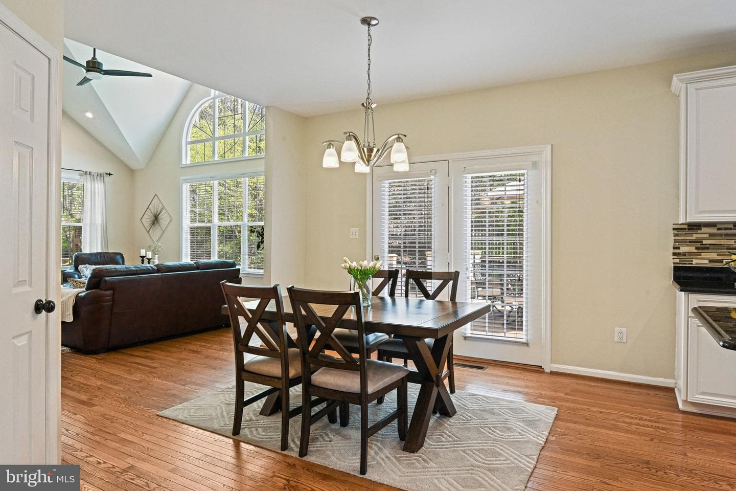 1302 Monroe Street photo 9