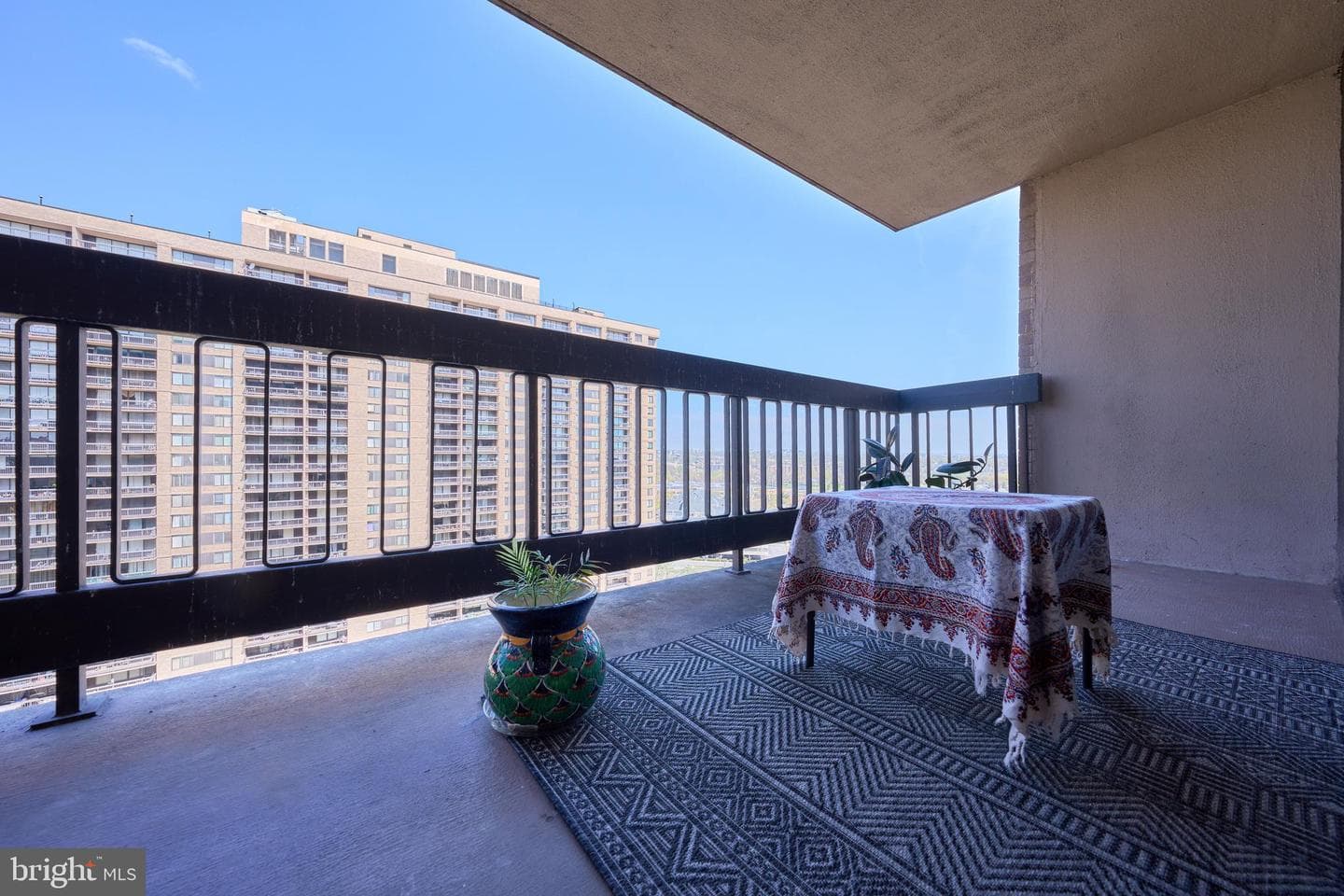3705 S George Mason Drive #1718s photo 18