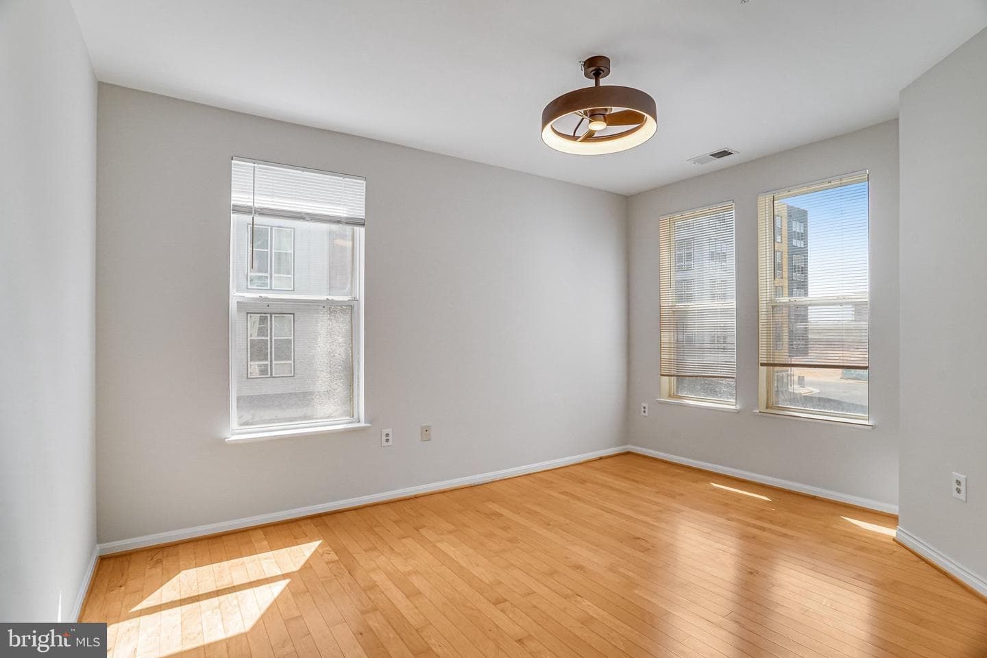 2655 Prosperity Avenue #201 photo 10
