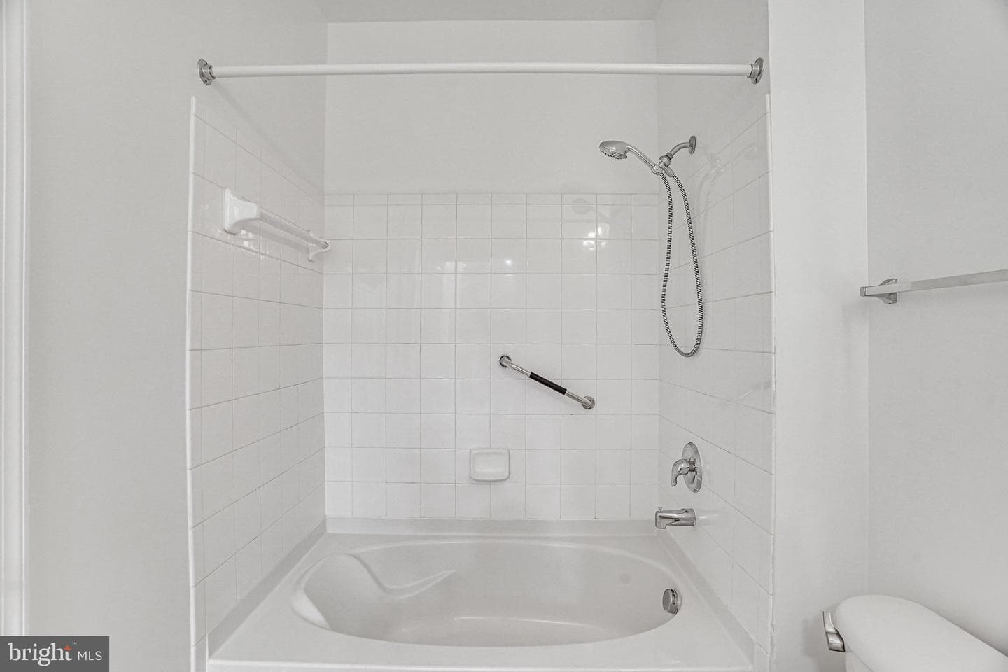2655 Prosperity Avenue #201 photo 14