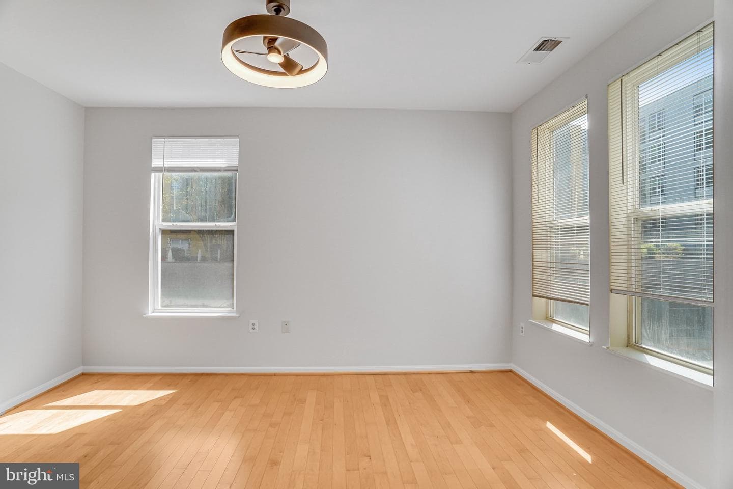 2655 Prosperity Avenue #201 photo 17
