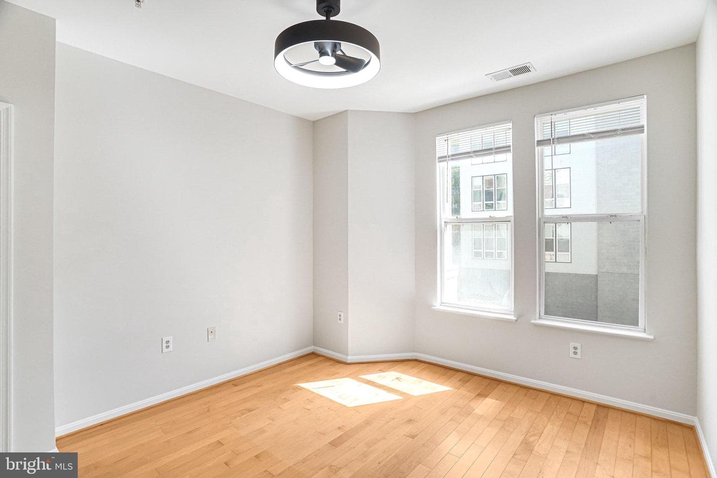 2655 Prosperity Avenue #201 photo 18