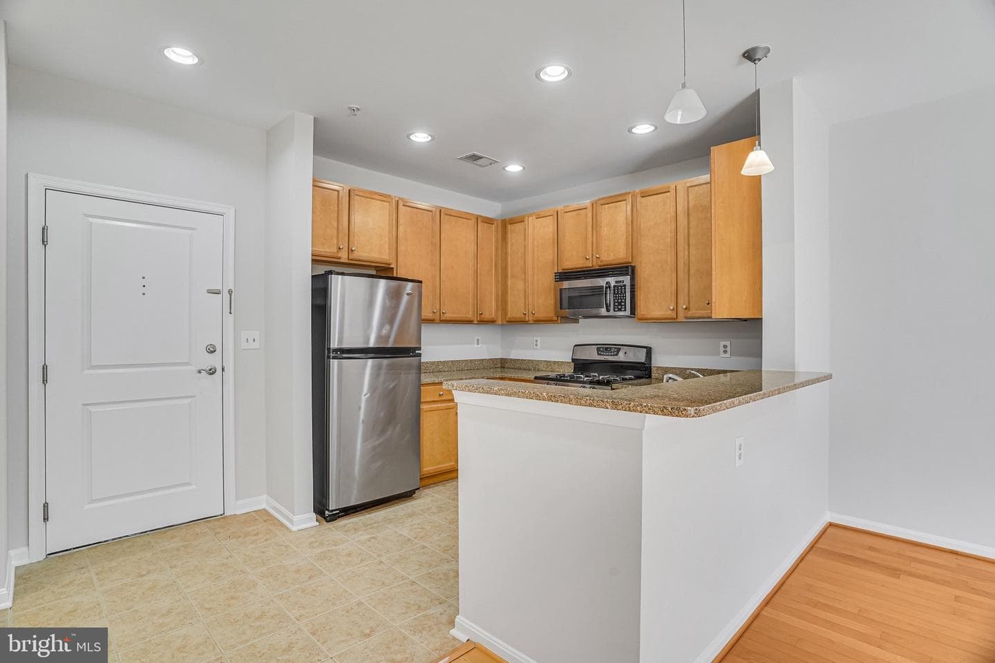 2655 Prosperity Avenue #201 photo 7