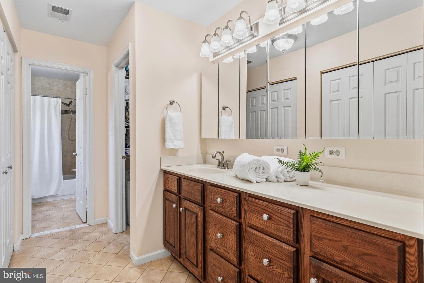 9605 Bronte Drive photo 34