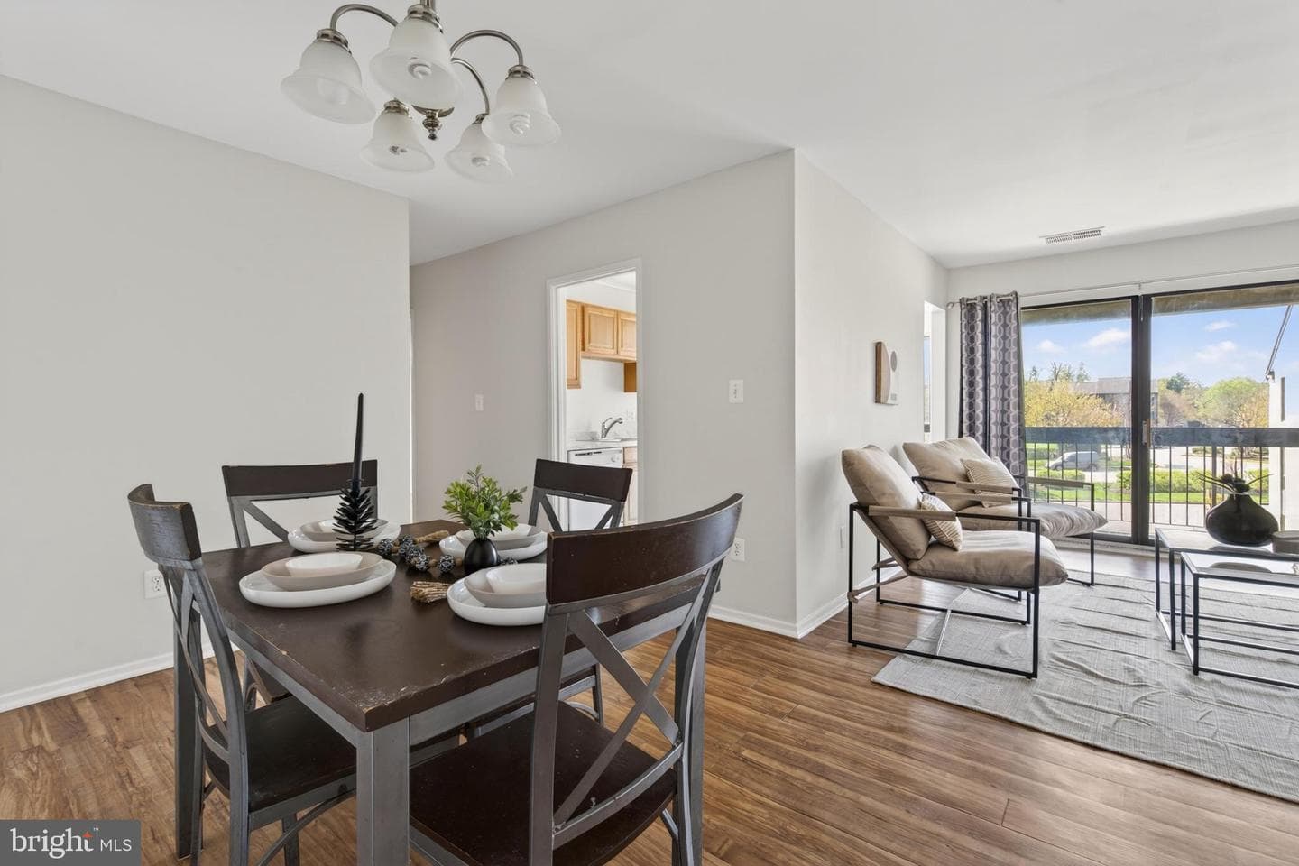 561 Florida Avenue #204 photo 2