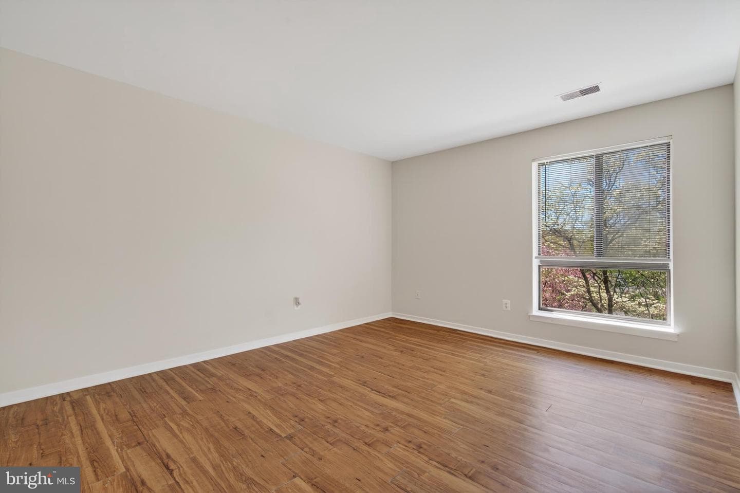 561 Florida Avenue #204 photo 24