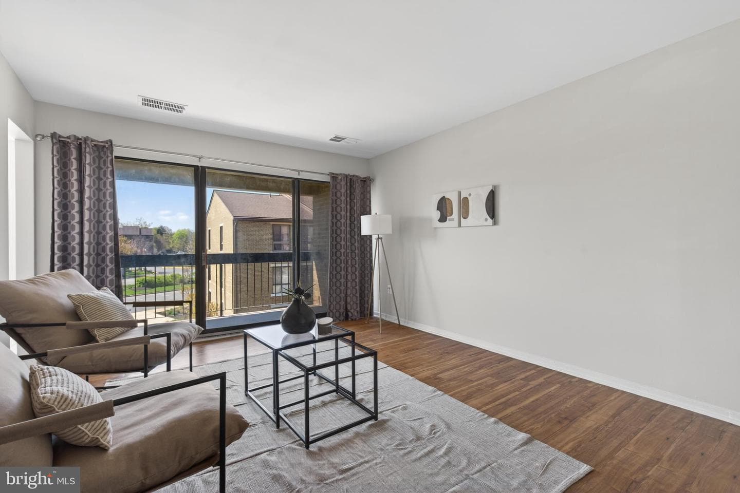 561 Florida Avenue #204 photo 5