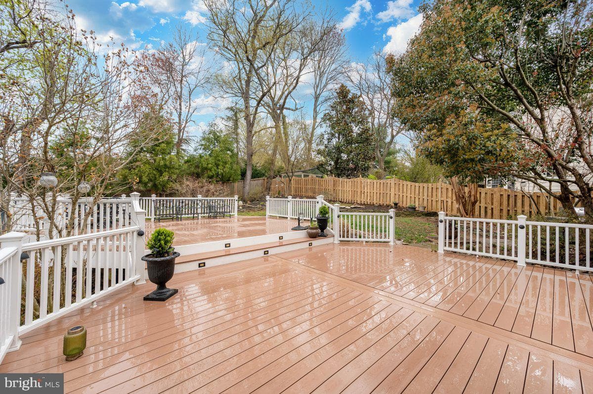 3106 Madison Hill Court photo 2