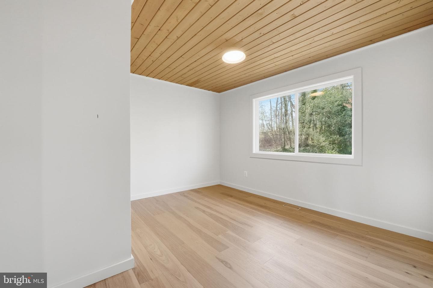 11216 S Shore Road photo 57