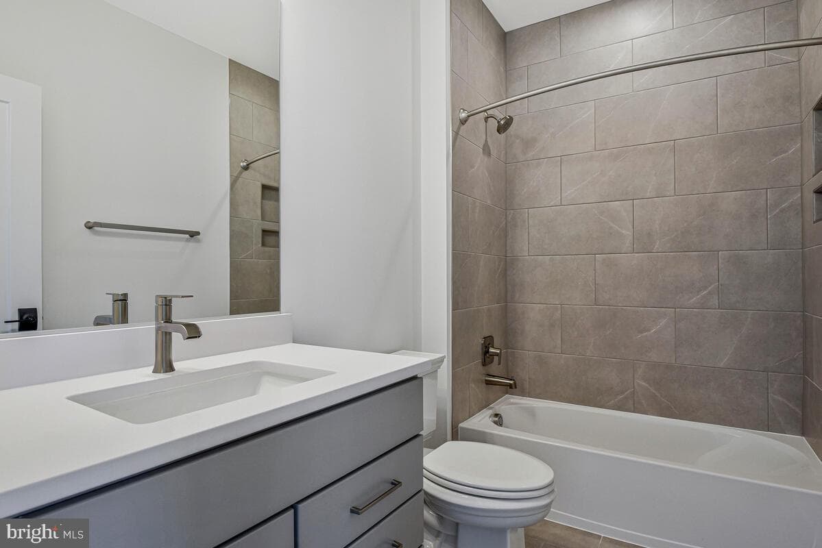8205 Dabney Avenue photo 50