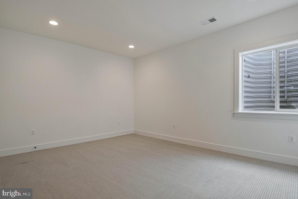 8205 Dabney Avenue photo 66