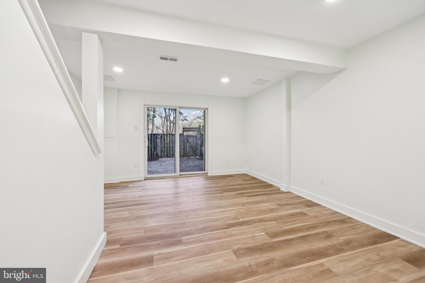 1666 Harvest Green Court photo 29