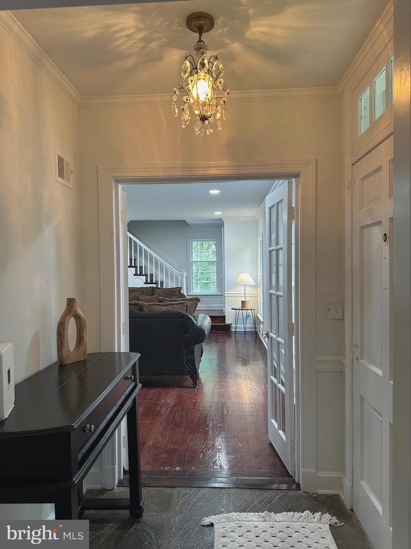 6012 Pike Branch Drive, Alexandria