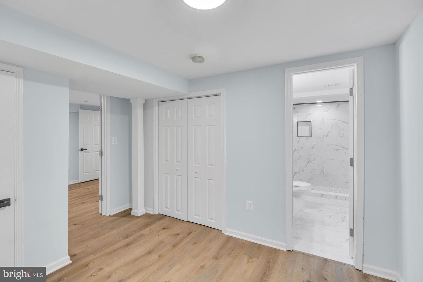 8441 Thames Street photo 27