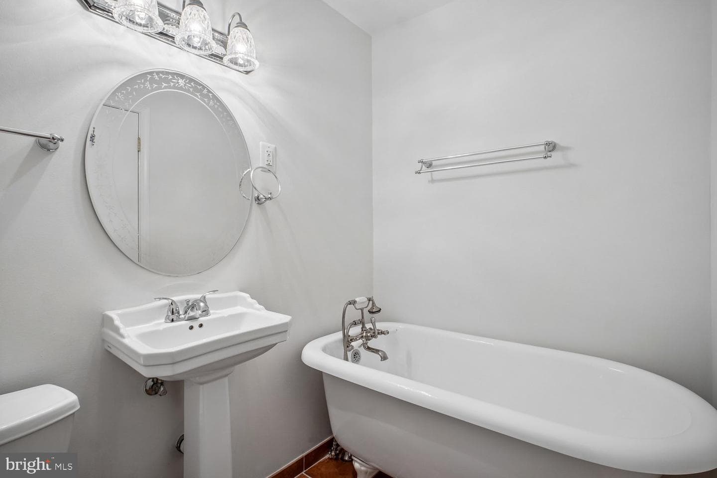 8933 Burke Lake Road photo 31