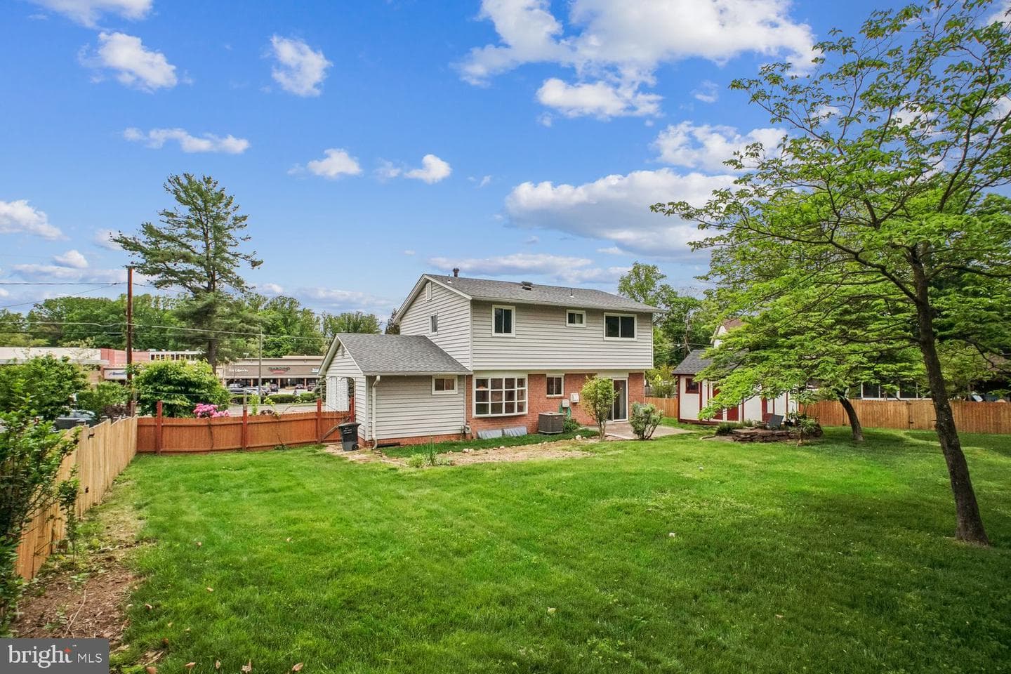 8933 Burke Lake Road photo 40