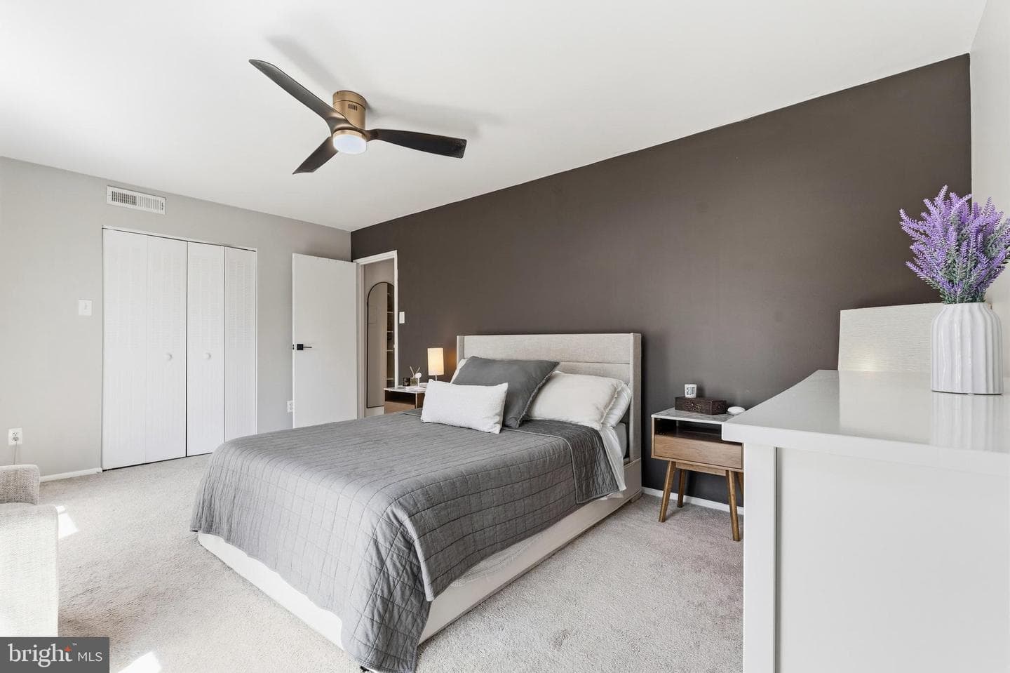 2032 Royal Fern Court #13/21a photo 21