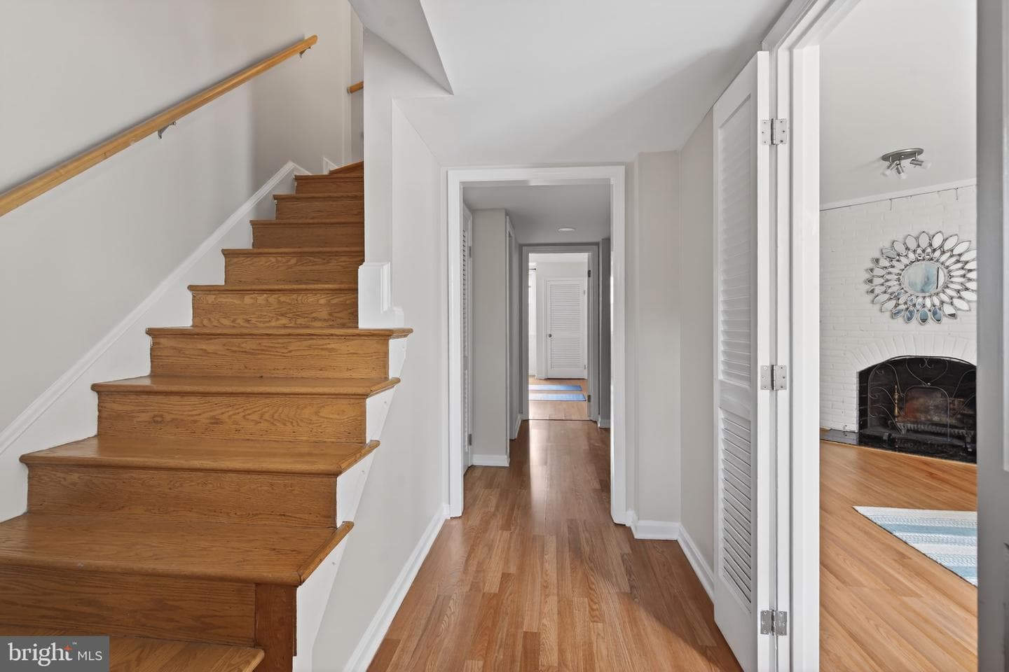 6805 Market Square Drive photo 28