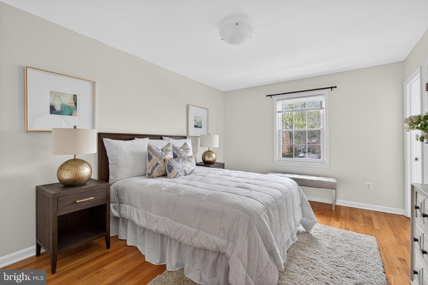 6805 Market Square Drive photo 5