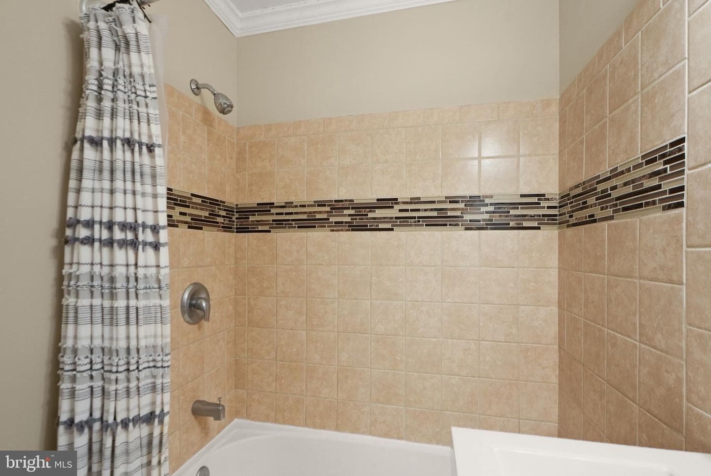 7423 Little River Turnpike #202 photo 21