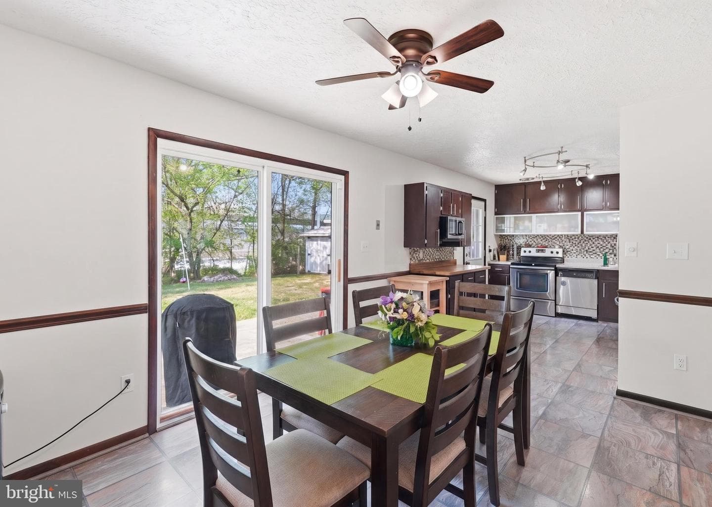 6614 Stagecoach Street photo 9