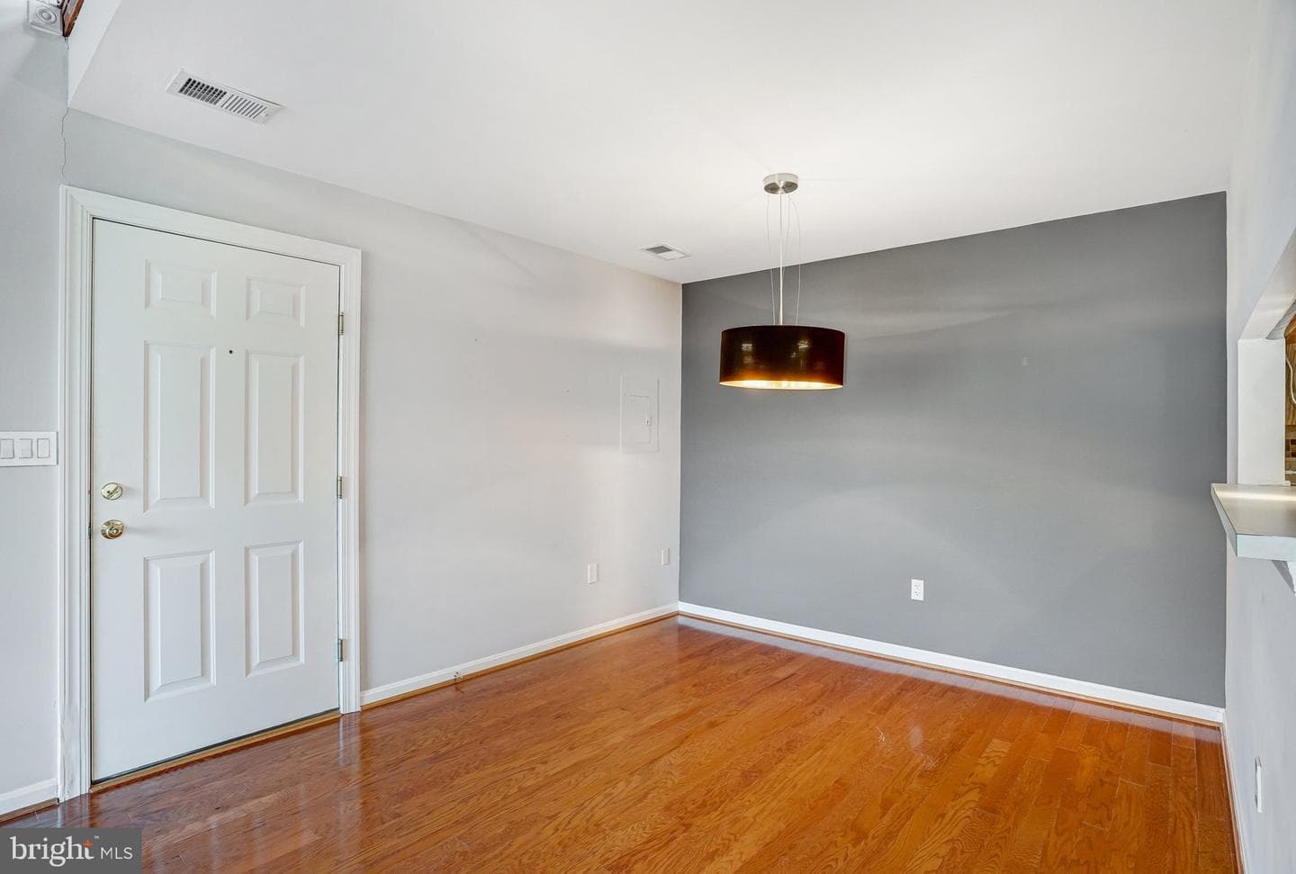 6925 Mary Caroline Circle #j photo 8