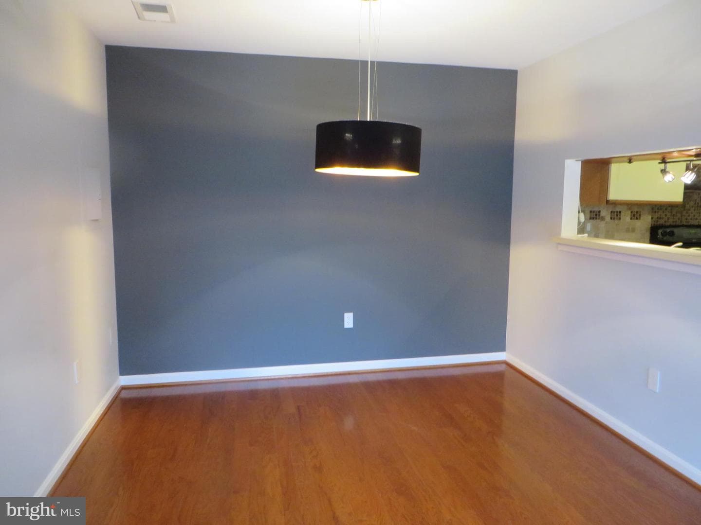 6925 Mary Caroline Circle #j photo 9