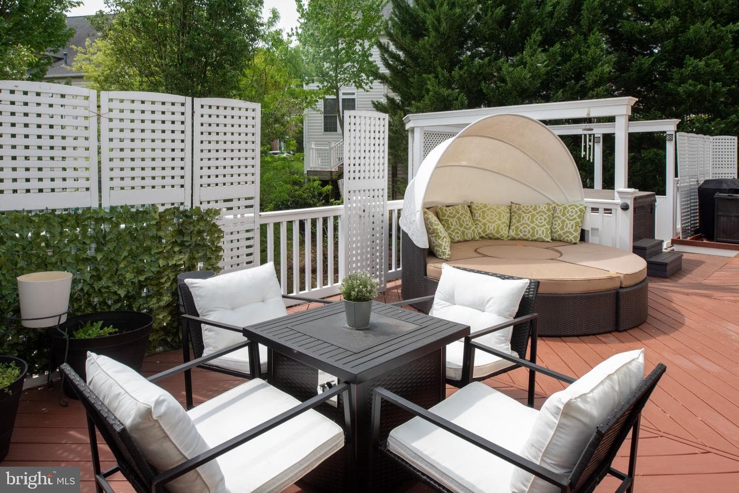 8937 Rhododendron Circle photo 88