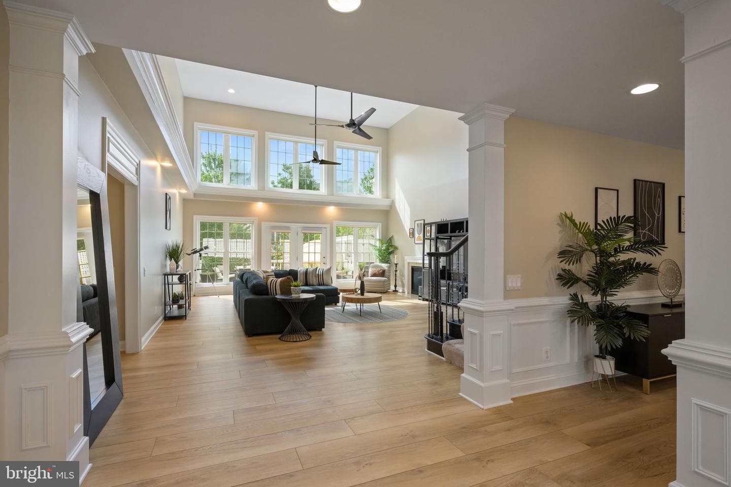 8937 Rhododendron Circle photo 9
