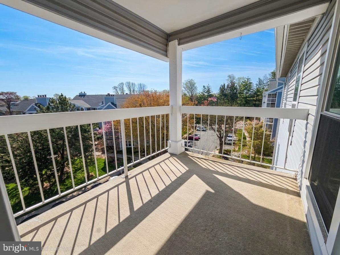 3176 Summit Square Drive #4-E4 photo 16