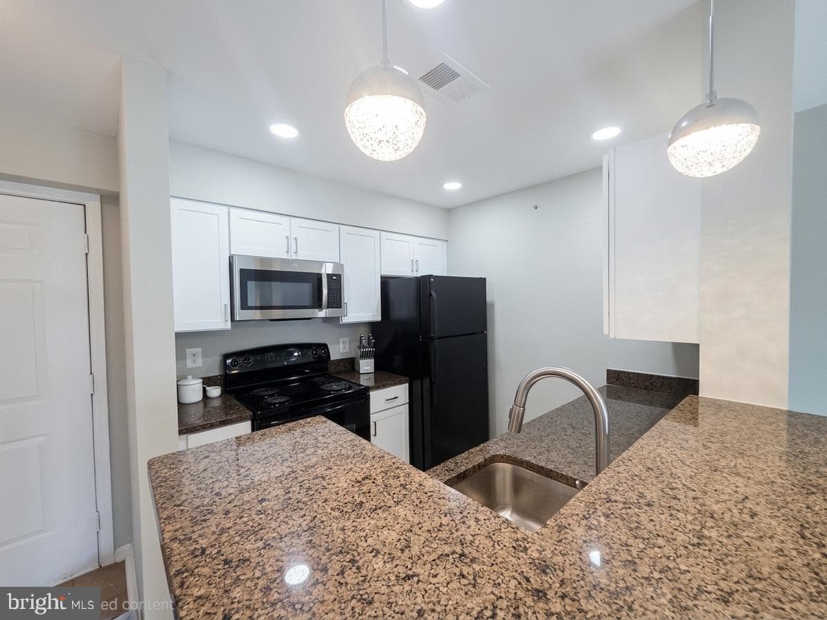 3176 Summit Square Drive #4-E4 photo 5