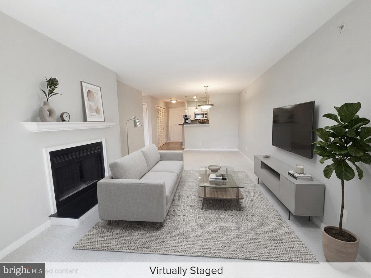 3176 Summit Square Drive #4-E4 photo 9