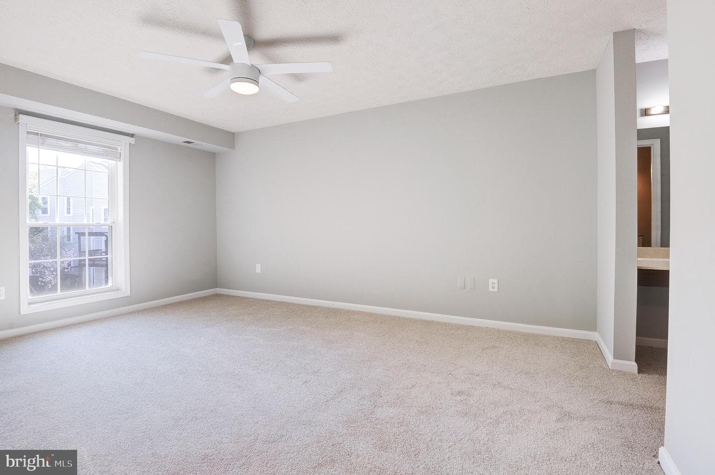 10087 Oakton Terrace Road photo 25