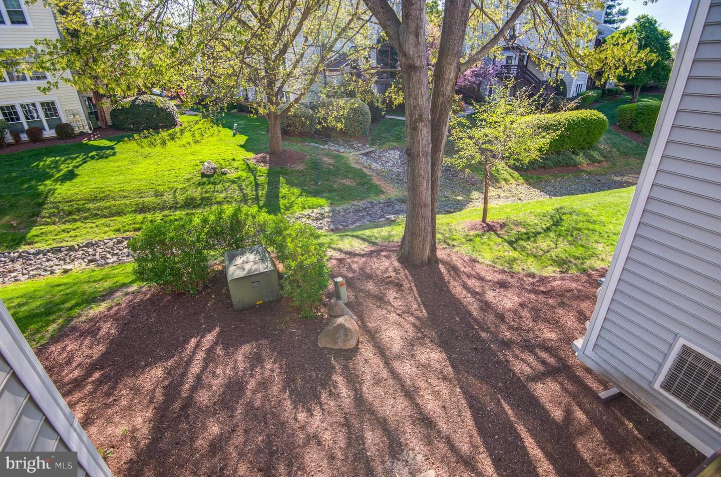 10087 Oakton Terrace Road photo 33