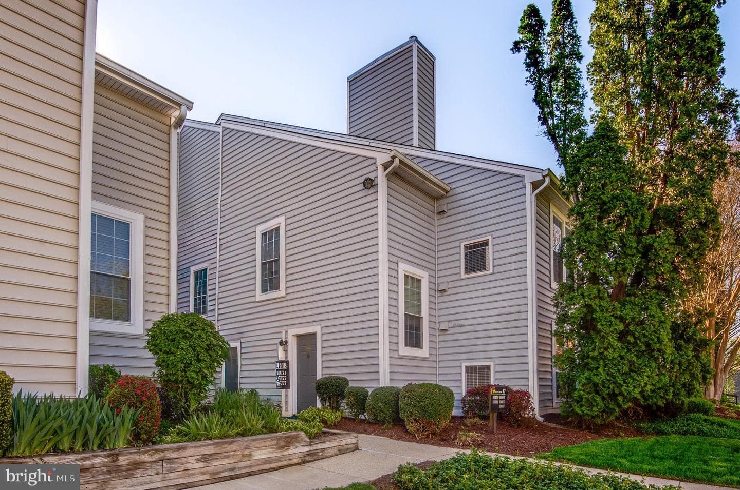 10087 Oakton Terrace Road photo 35