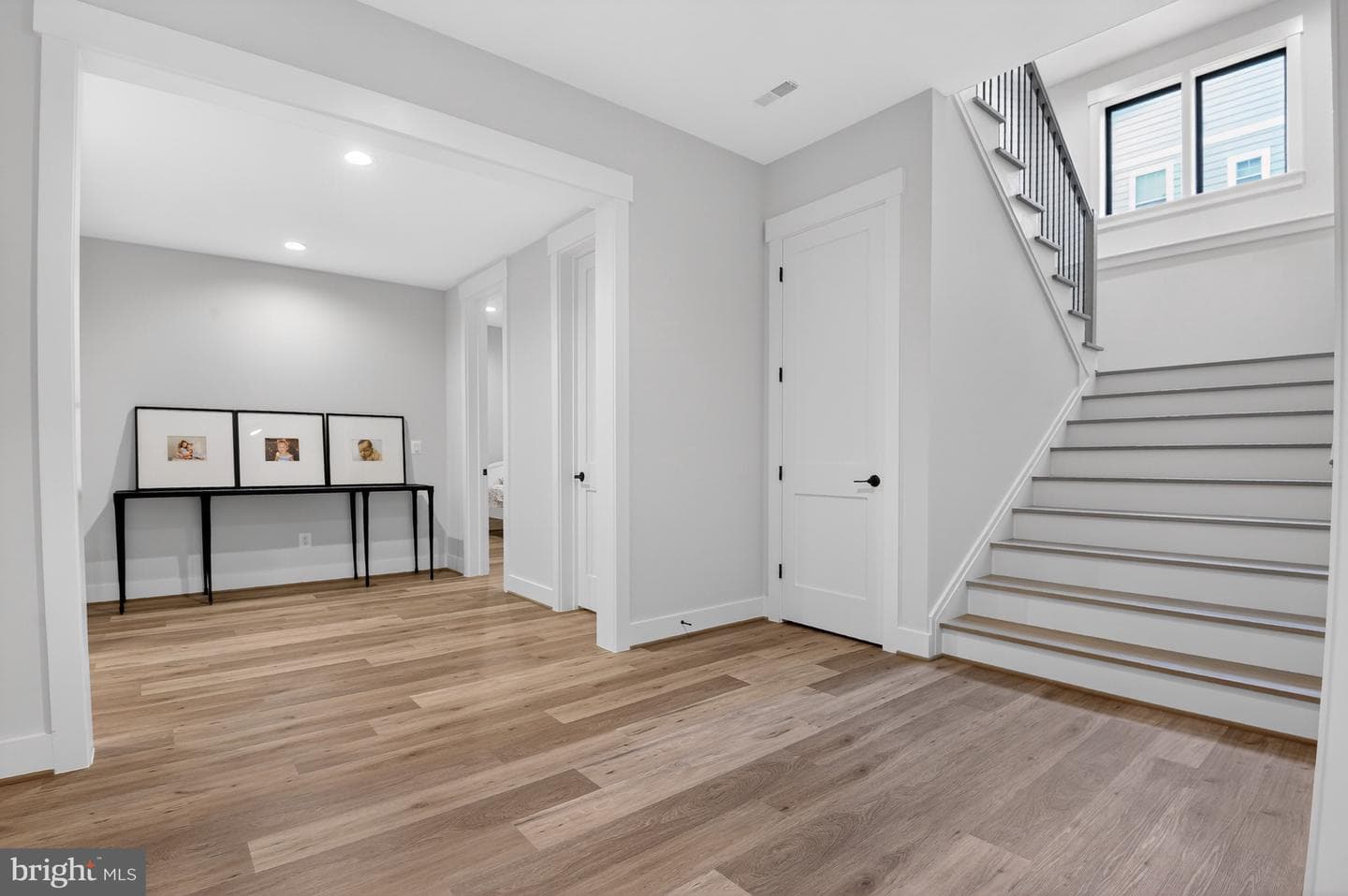 6928 Whitehall Place photo 29