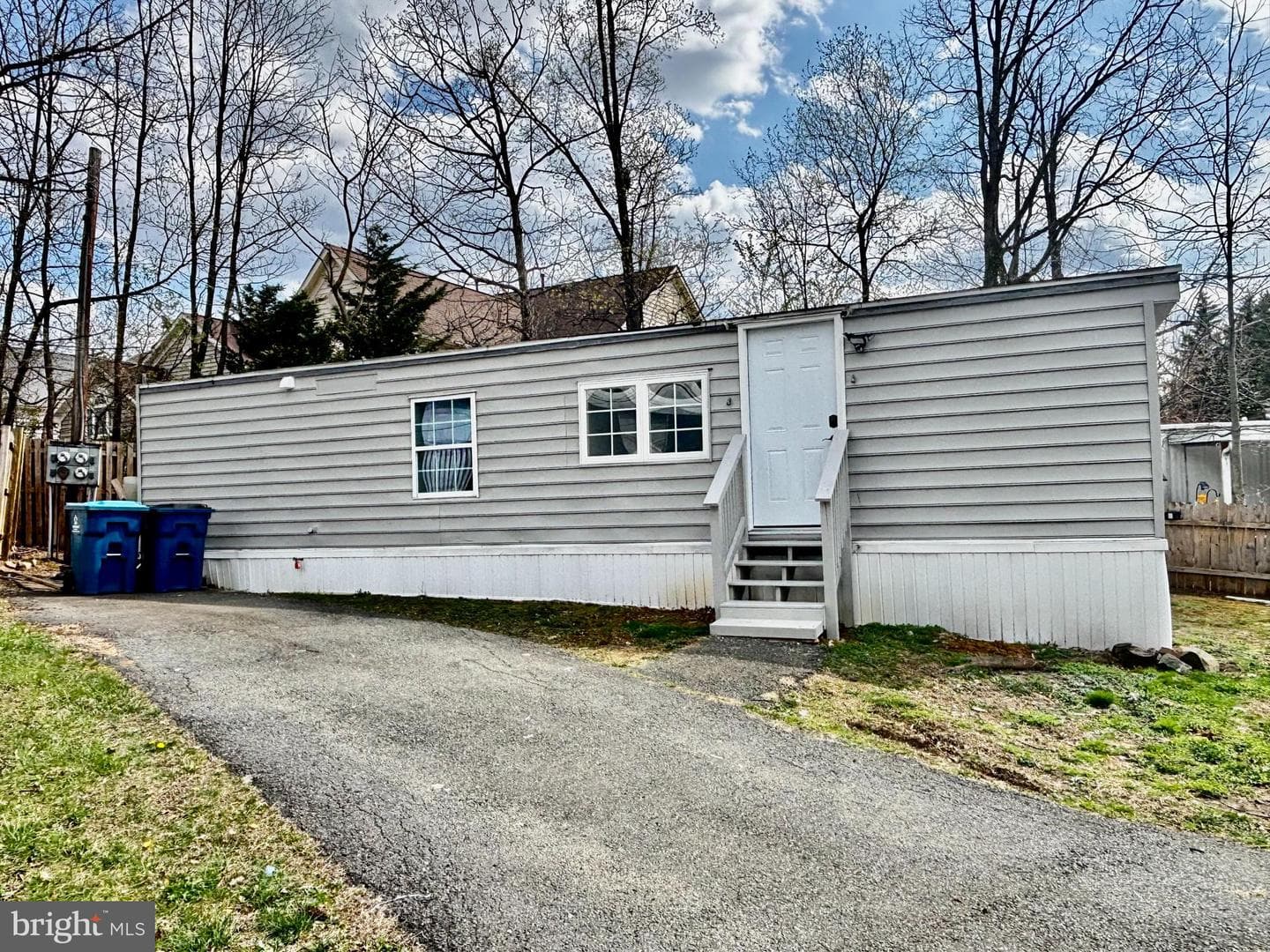 11209 Mobile Drive, Fairfax