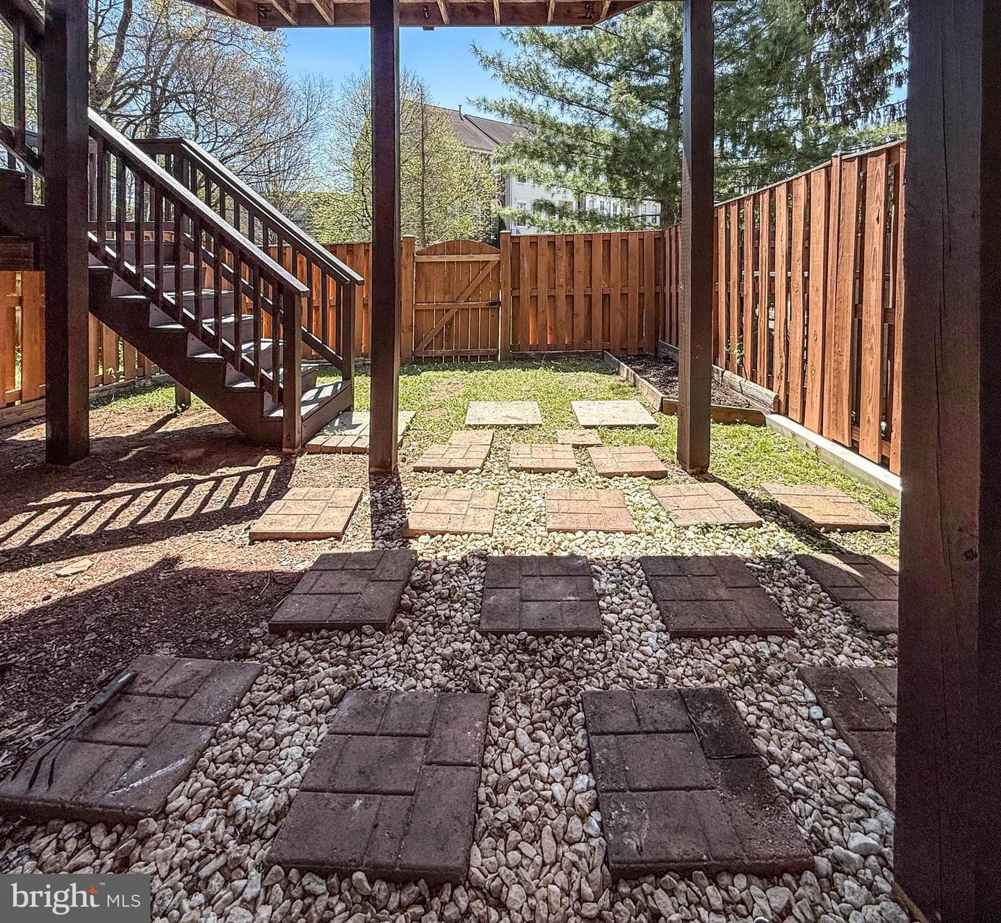 14647 Seasons Drive photo 27