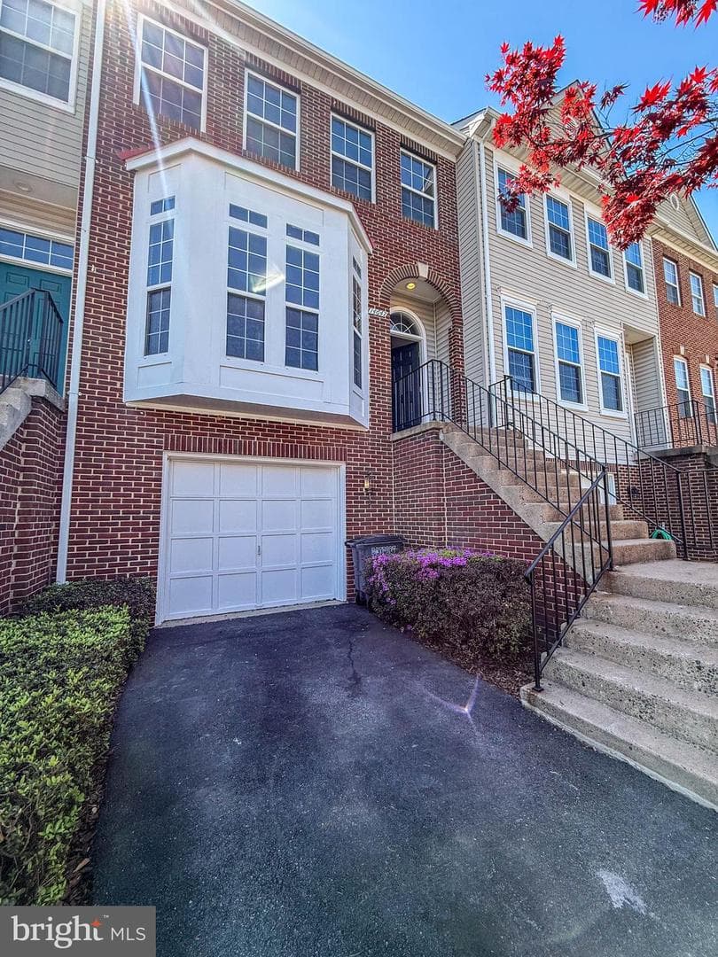 14647 Seasons Drive photo 4