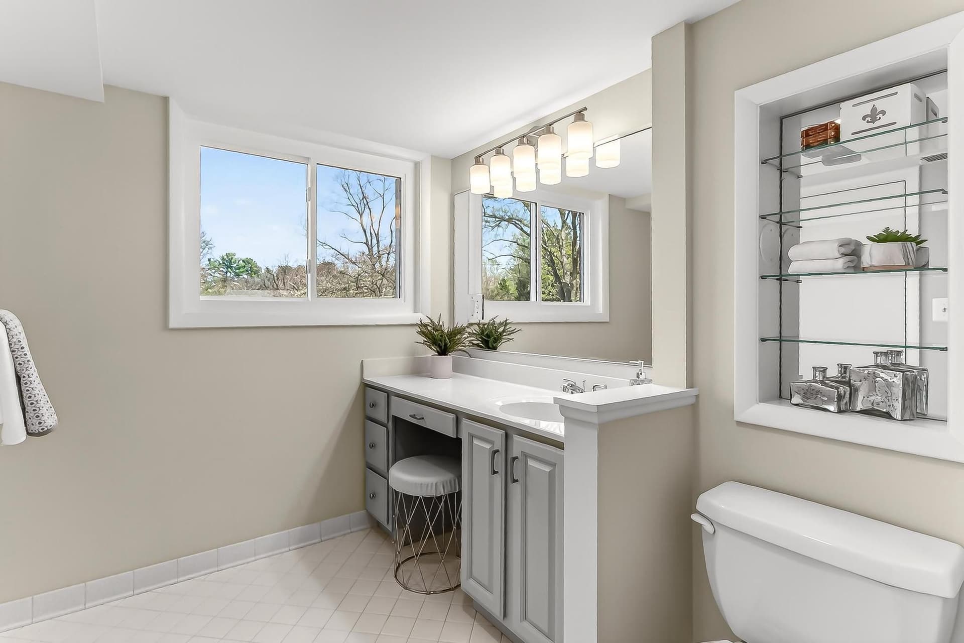 6451 Queen Anne Terrace photo 34