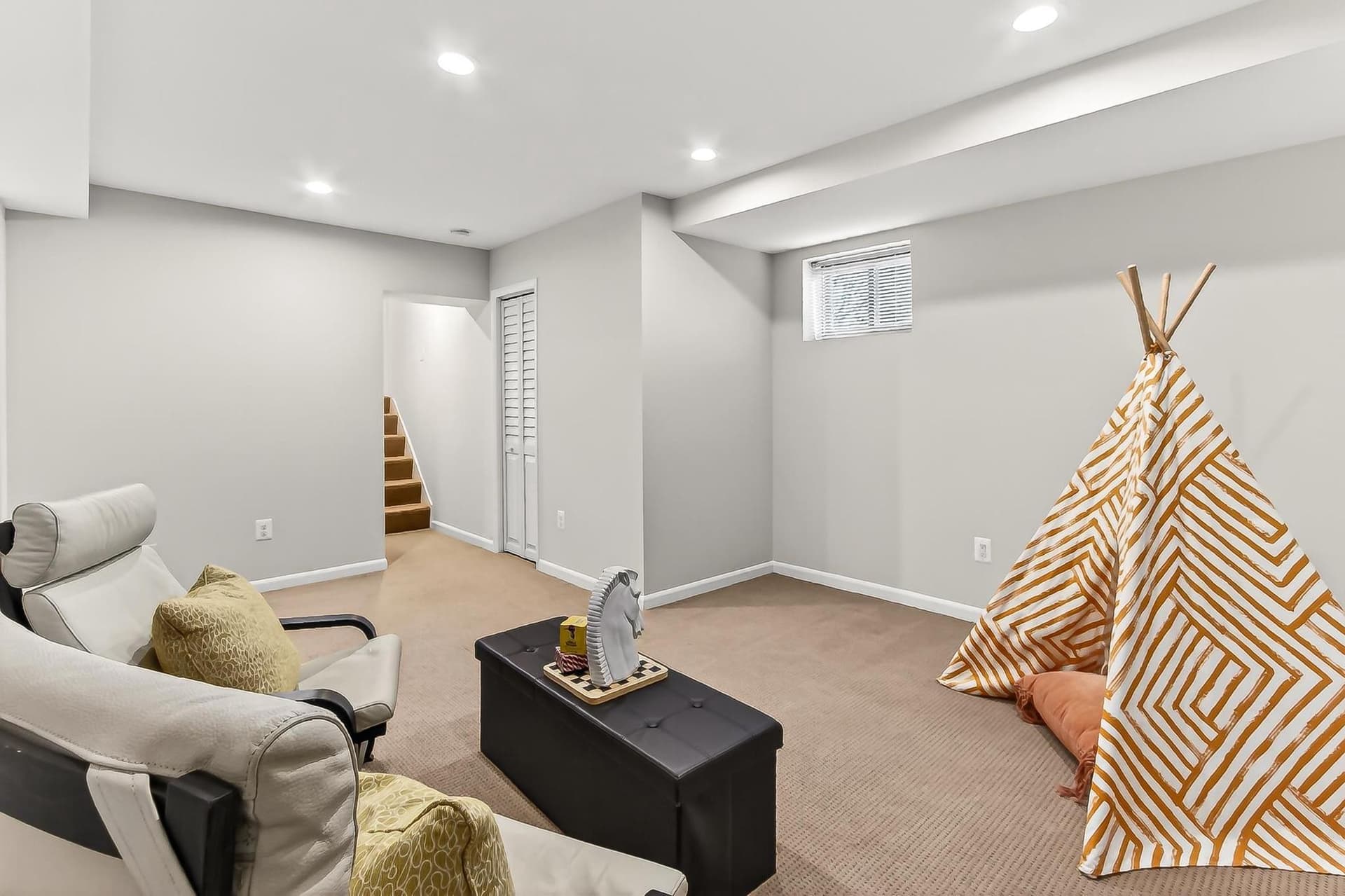 6451 Queen Anne Terrace photo 37